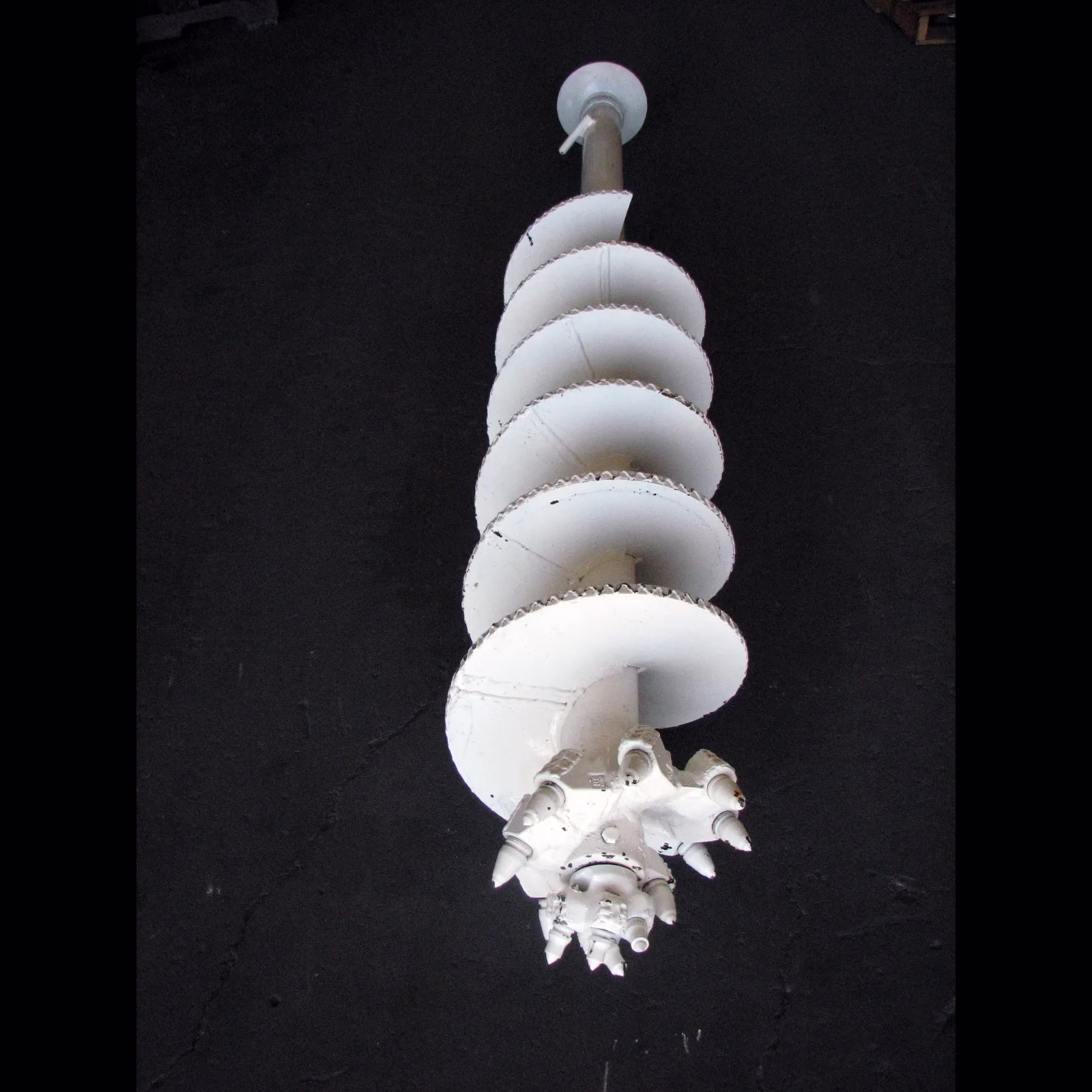 16" Extreme Duty Single-Cut Bullet Tooth Rock Auger